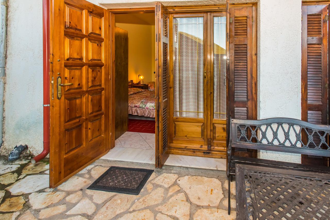 Elatos Rooms Mikro Chorio  Экстерьер фото